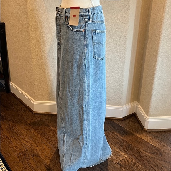 Levi’s Maxi Denim Skirt NWT Size 26 - Picture 5 of 16